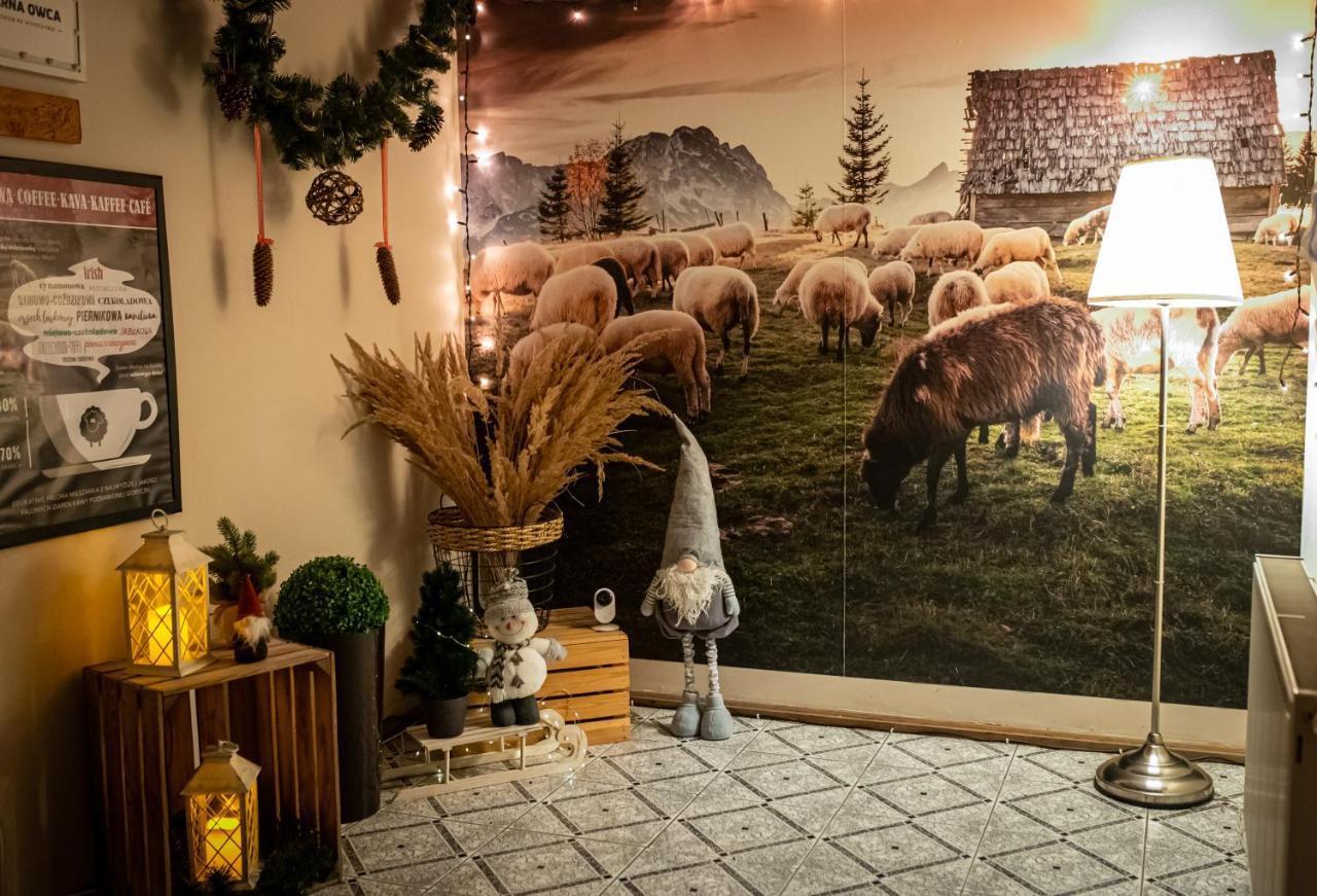 Czarna Owca Bed & Breakfast อิสเตบนา ภายนอก รูปภาพ